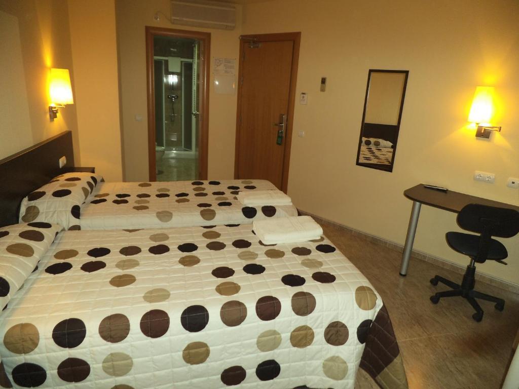 Hostal Sant Sadurni Sant Sadurní dʼAnoia Szoba fotó